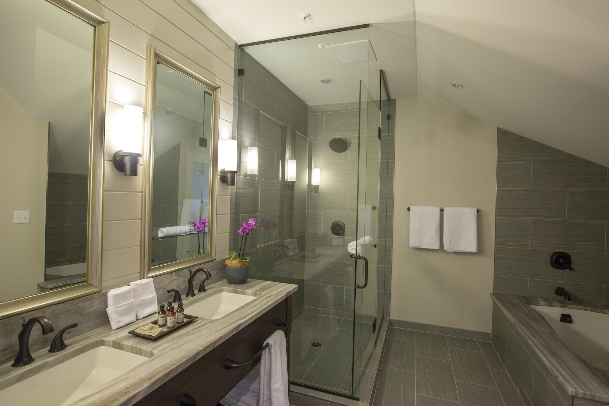 Hotel The At Chesapeake Bay Club 4*